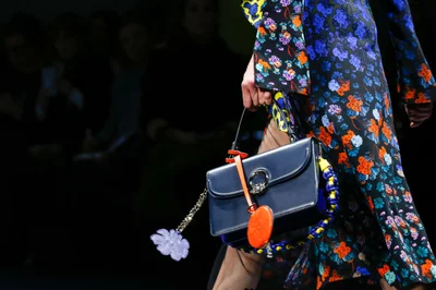 Look 25